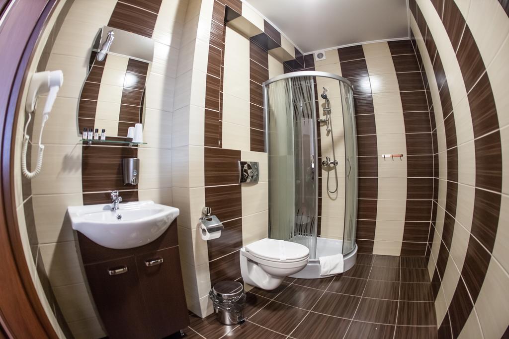 Hotel Stara Gorzelnia Licheń Stary Room photo
