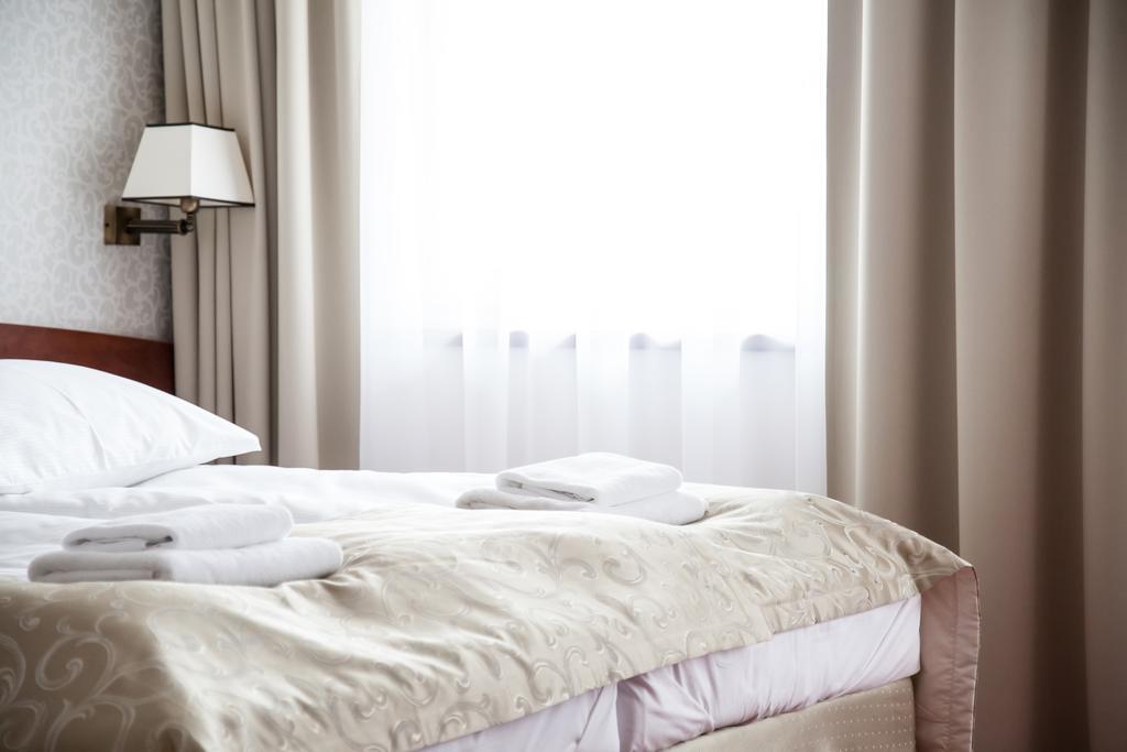 Hotel Stara Gorzelnia Licheń Stary Room photo